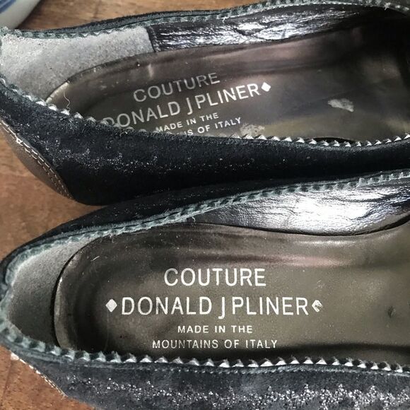 New Donald Pliner silver stud metallic wedge flats size 6 1/2 m - Picture 4 of 5